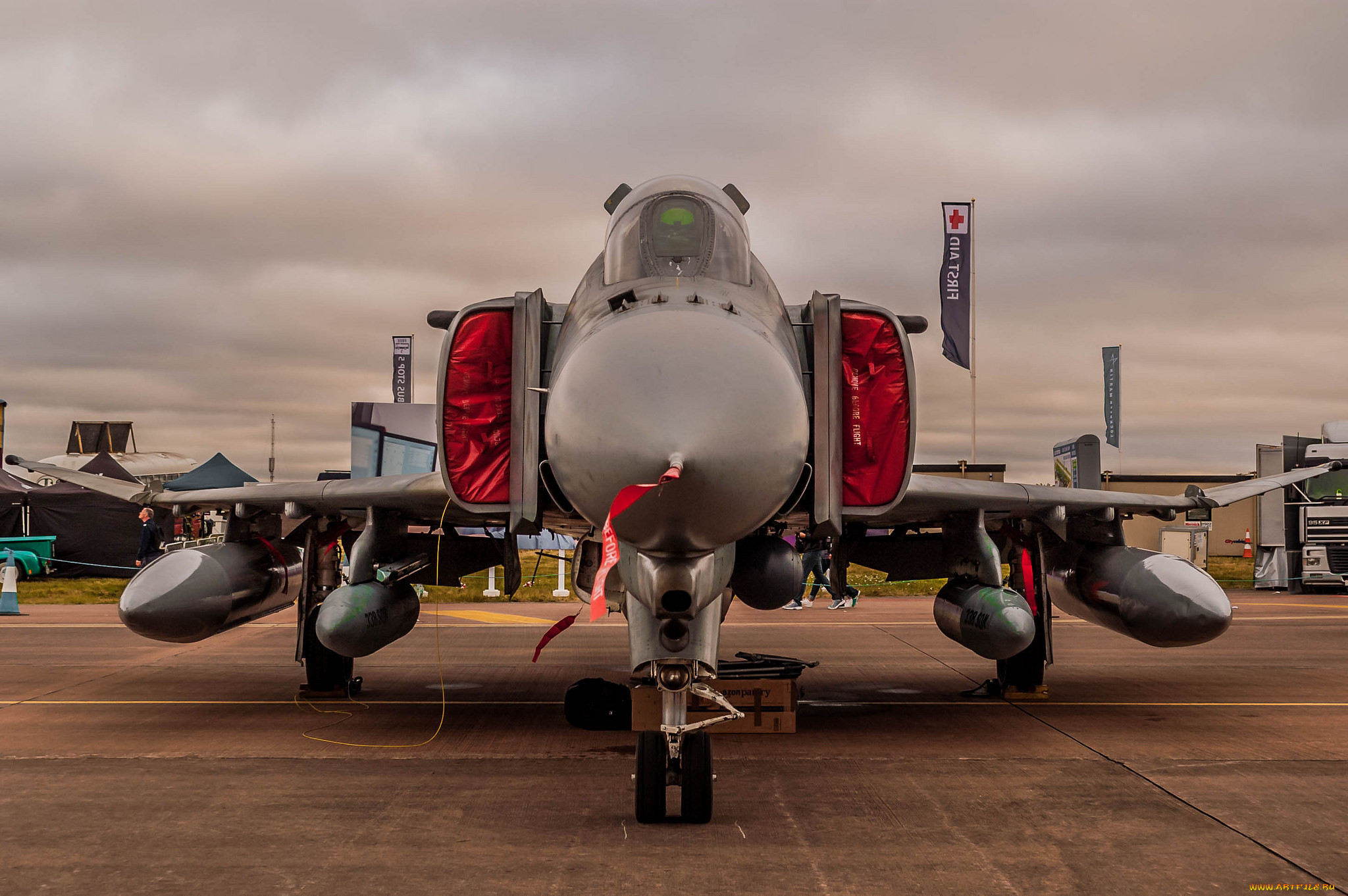f4 phantom, ,  , 